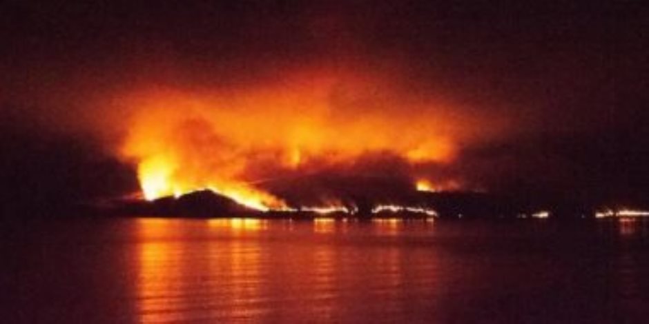حريق غابات "نهاية العالم" يبتلع جزيرة اسكتلندية بأكملها.. صور