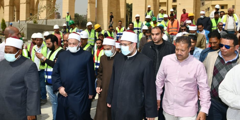  وزير الأوقاف ومحافظ الجيزة يفتتحان مسجد السيدة خديجة بالسادس من أكتوبر  و10 مساجد أخرى