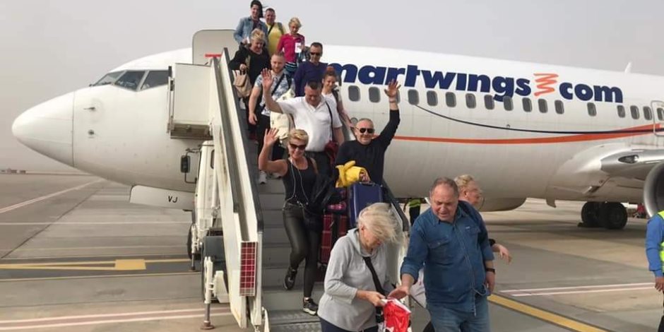 مطار طابا الدولي يستقبل أولى الرحلات القادمة من بولندا (صور)