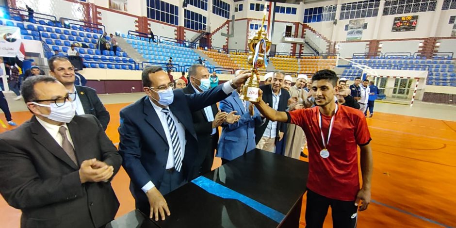 ضمن المبادرة الرئاسية «الرياضة أسلوب حياة».. ختام الدورة الرمضانية لمراكز الشباب والأندية بشمال سيناء (صور) ضمن المبادرة الرئاسية «الرياضة أسلوب حياة».. ختام الدورة الرمضانية لمراكز الشباب والأندية بشمال سيناء (صور)