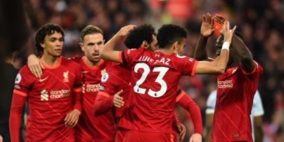 ليفربول يطارد السيتي.. من يفوز بلقب الدوري الإنجليزي؟