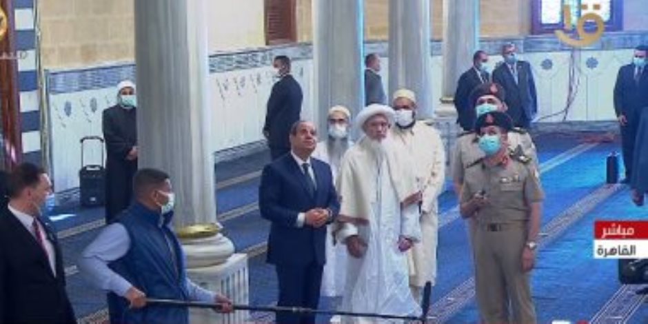 بركة آل البيت على مصر: الرئيس السيسي يستمع لشرح تفصيلي عن أعمال التجديد في مسجد الحسين