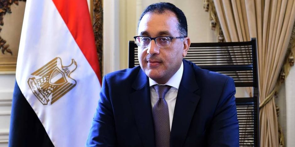 رئيس الوزراء يتابع الموقف التنفيذى لمشروعات محافظة السويس