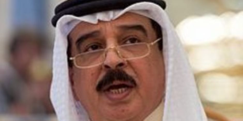 العاهل البحريني ينعى الشيخ خليفة بن زايد: كرس حياته لخدمة الإنسانية