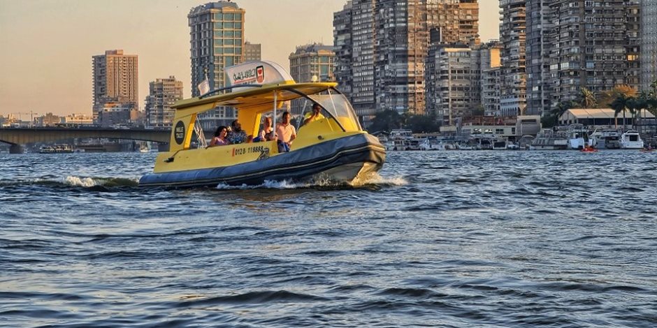 ممشى أهل مصر يحتضن الـ "نايل تاكسي" للاستمتاع بنهر النيل