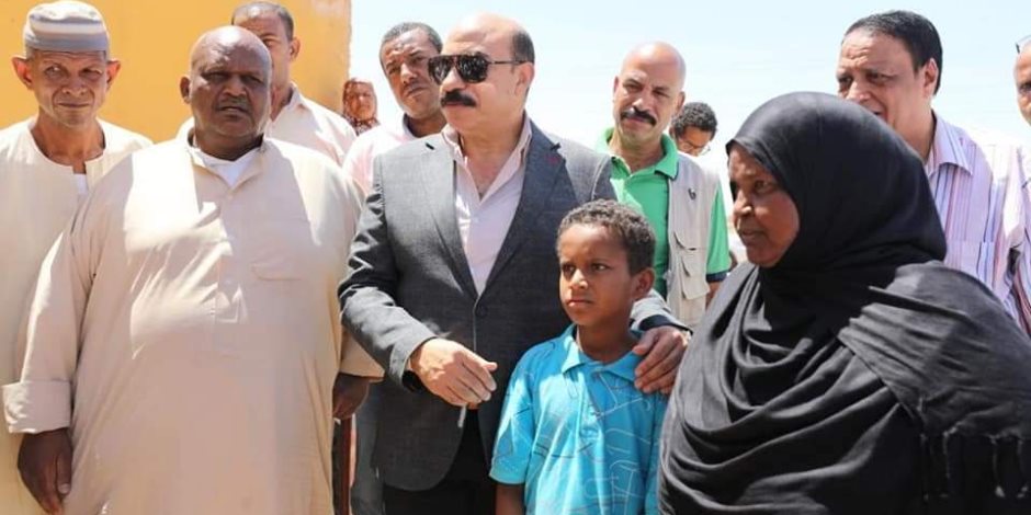 تنفيذًا لتوجيهات الرئيس.. مؤسسة "حياة كريمة" تنتهي من إحلال وتجديد منازل أهالي غرب اسوان تنفيذًا لتوجيهات الرئيس.. مؤسسة "حياة كريمة" تنتهي من إحلال وتجديد منازل أهالي غرب اسوان