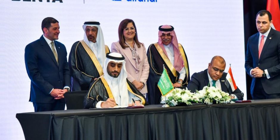 «مجموعة بنية» توقع اتفاقية تعاون مع «شركة الفنار» السعودية لتنفيذ مشروعات مراكز البيانات الكبري والمدن الذكية والأمن السيبراني في مصر والسعودية 