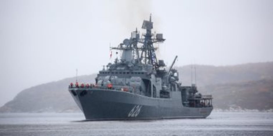 اليابان تدين "استعراض القوة" للسفن الحربية الروسية والصينية قرب حدودها