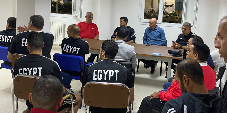 وزير الرياضة يلتقى بعثة مصر فى "وهران" للاطمئنان على استعدادات المشاركة فى ألعاب البحر المتوسط 