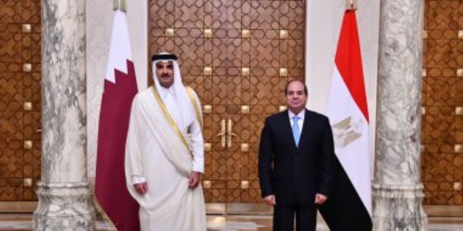 أمير قطر ونائبه يهنئان الرئيس السيسى بذكرى ثورة 23 يوليو المجيدة