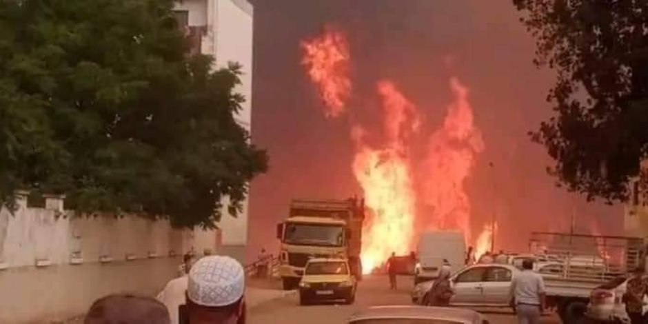 إعلام جزائرى: وفاة 26 شخصا نتيجة الحرائق في ولايتى الطارف وسطيف .. صور