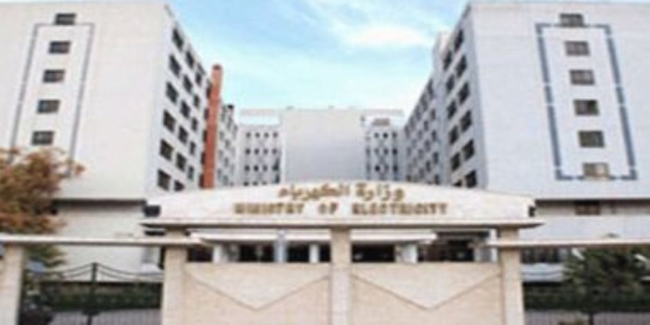الكهرباء: إنشاء 4 محطات محولات في الصعيد بتكلفة 3 مليارات جنيه الكهرباء: إنشاء 4 محطات محولات في الصعيد بتكلفة 3 مليارات جنيه