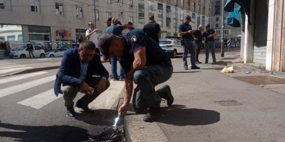 شرطة إيطاليا تعثر على قنبلتين إحداهما بجوار القنصلية اللبنانية بمدينة ميلانو (صور)