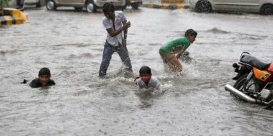 حدث في نيبال : سقوط أمطار غزيرة وسيول وانهيار أرضى تتسبب في مقتل 14 شخصا 