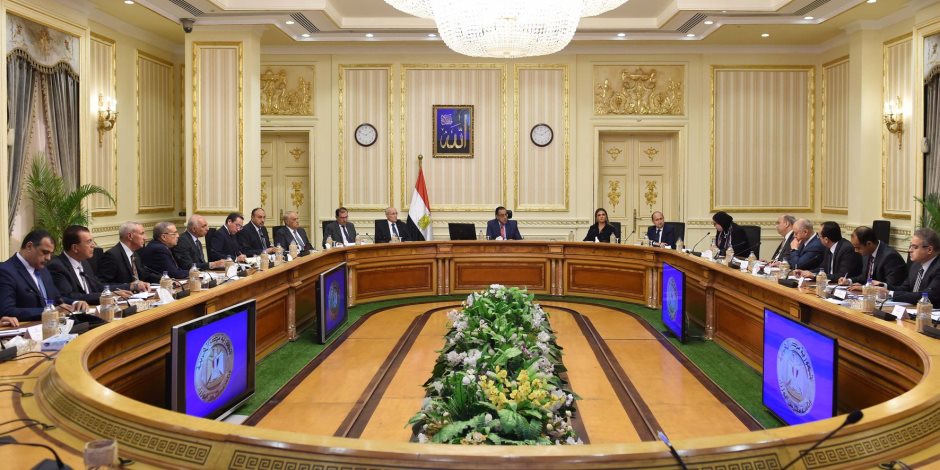 رئيس الوزراء يتابع الموقف التنفيذي لمشروع "مستقبل مصر"