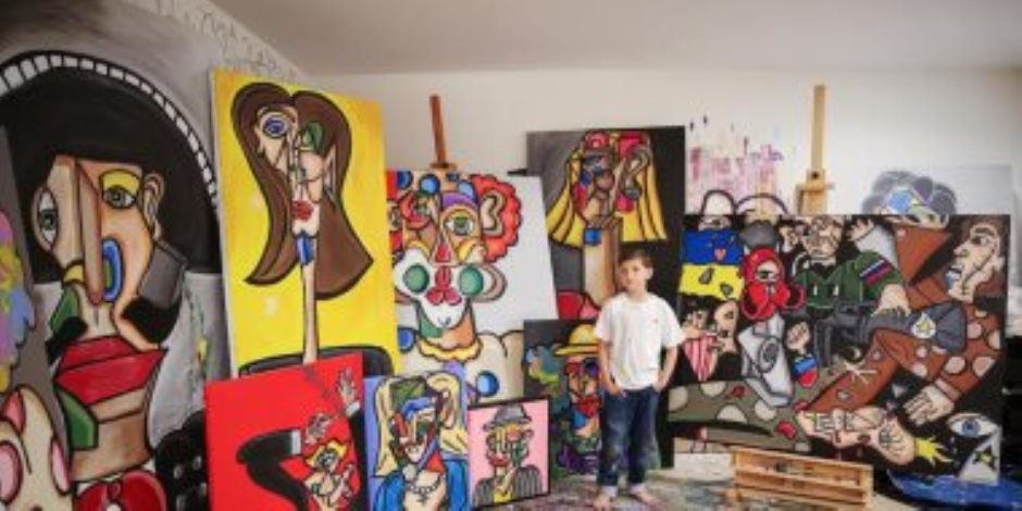 الطفل المعجزة.. بيكاسو الصغير تباع أعماله الفنية بمئات الآلاف من الدولارات