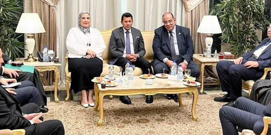 التحالف الوطني للعمل الأهلي التنموي يناقش دور منظمات المجتمع المدني في التصدي للقضية السكانية داخل إطار الحوار الوطني التحالف الوطني للعمل الأهلي التنموي يناقش دور منظمات المجتمع المدني في التصدي للقضية السكانية داخل إطار الحوار الوطني