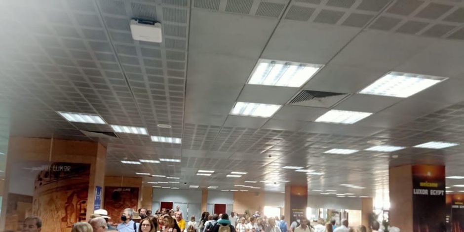 مطار الأقصر يستقبل أولى رحلات طيران "البحر الأحمر" من إسبانيا.. صور