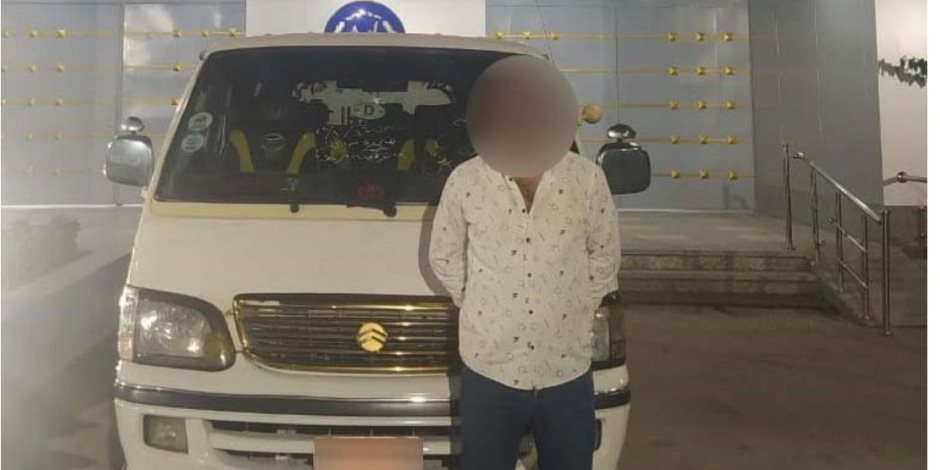 القبض على قائد سيارة ميكروباص فى الشرقية عرض حياة المواطنين للخطر 