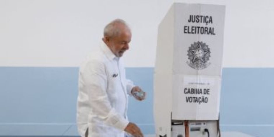 الرئيس البرازيلي لولا دا سيلفا يبعث بـ"الديمقراطية" كأولى رسائله