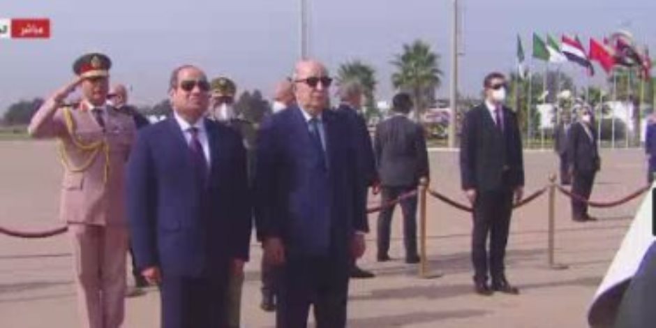 الرئيس السيسى يصل مقر إقامته فى الجزائر.. فيديو
