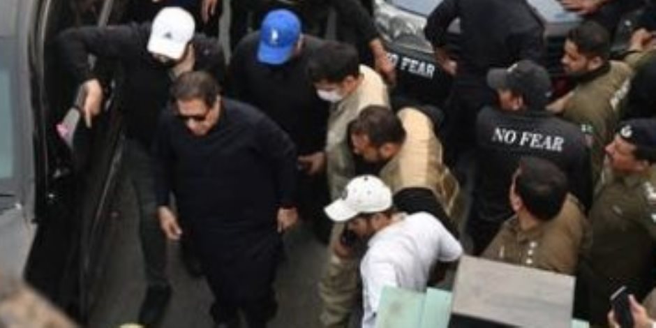 فيديو متداول لمحاول اغتيال رئيس وزراء باكستان السابق عمران خان
