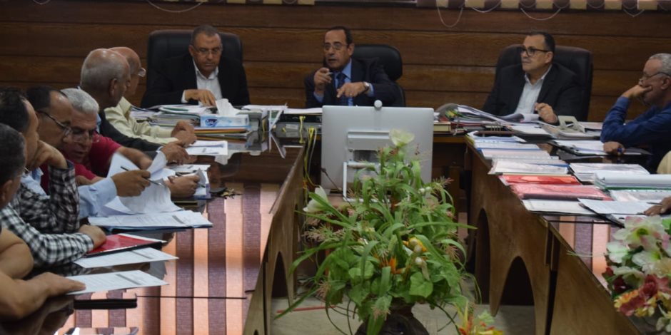 محافظ شمال سيناء: الدولة تشجع الاستثمار فى المحافظة وتيسر الإجراءات لإقامة المشروعات