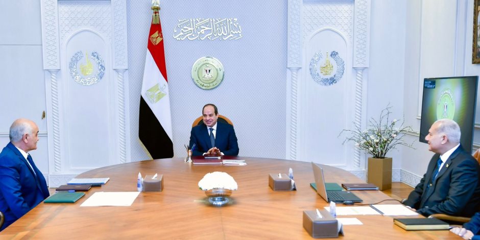 الرئيس السيسي يوجه بحصر شهداء مصر بالحروب السابقة لضمهم لمستفيدي الصندوق