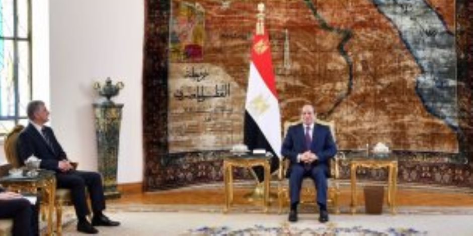 الرئيس السيسي يؤكد تقدير مصر لعمق العلاقات الثنائية التاريخية مع المجر