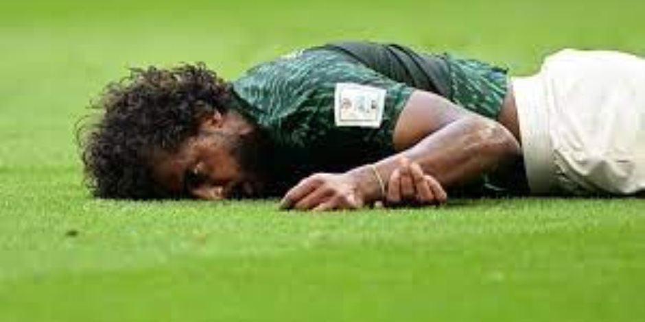 ياسر الشهراني لاعب المنتخب السعودي يطمئن جمهوره ويطالبًهم بالدعاء ياسر الشهراني لاعب المنتخب السعودي يطمئن جمهوره ويطالبًهم بالدعاء