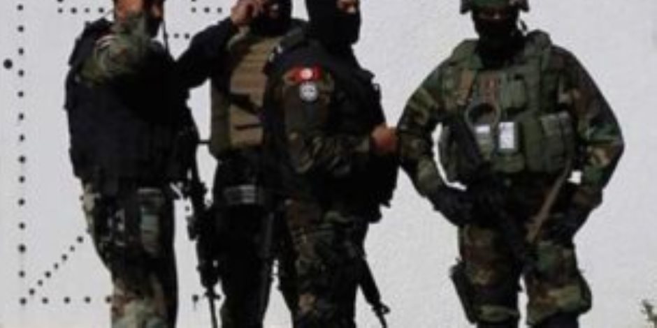 السلطات التونسية تضبط عنصرين بتهمة الانضمام إلى تنظيم إرهابي