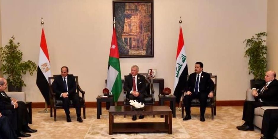 الرئيس السيسى يشارك فى قمة ثلاثية مع العاهل الأردنى ورئيس الوزراء العراقى