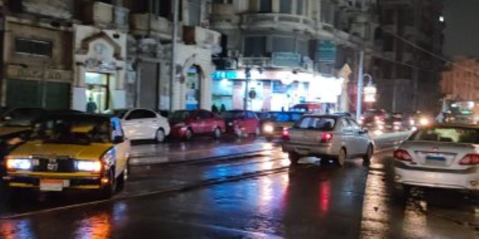 محافظ الإسكندرية يعلن تعطيل الدراسة غدًا بسبب سوء الأحوال الجوية