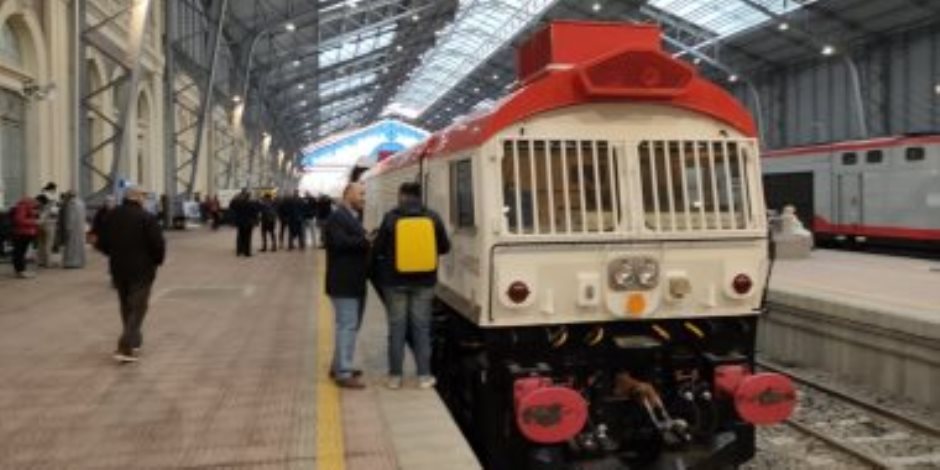 قطارات جديدة بدرجة ثالثة مكيفة تدخل الخدمة غدا على خطي القاهرة والإسكندرية إلى بورسعيد