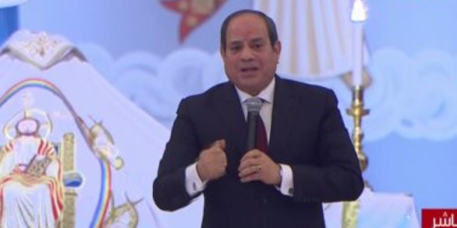 الرئيس السيسي يحذر المصريين من الشائعات: لو هعمل حاجة هقولكم كلكم