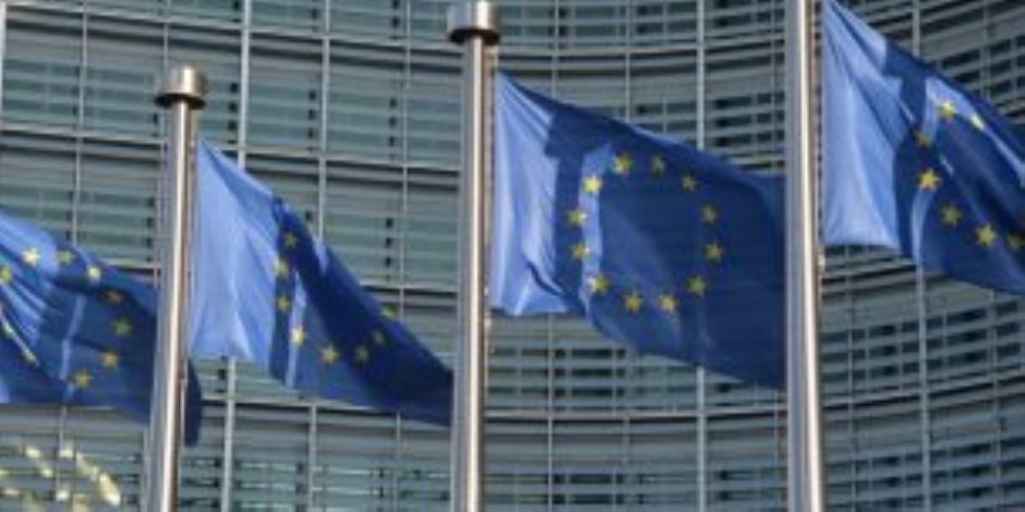 سبوتنيك: الاتحاد الأوروبي لم يبحث اتخاذ حزمة جديدة من العقوبات ضد روسيا