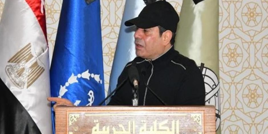 الرئيس السيسي للمصريين: كل مشروع له مبررات علمية واقتصادية وليس مبررات سياسية