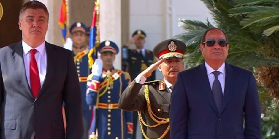 الاتجاه لـ «أوروبا الشرقية» وترتيب الأولويات الاقتصادية وإرساء الاستقرار العالمي الاتجاه لـ «أوروبا الشرقية» وترتيب الأولويات الاقتصادية وإرساء الاستقرار العالمي