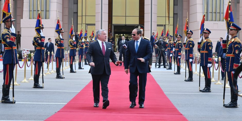 الرئيس السيسي يودع ملك الأردن عبد الله الثاني بعد المشاركة في مؤتمر القدس 