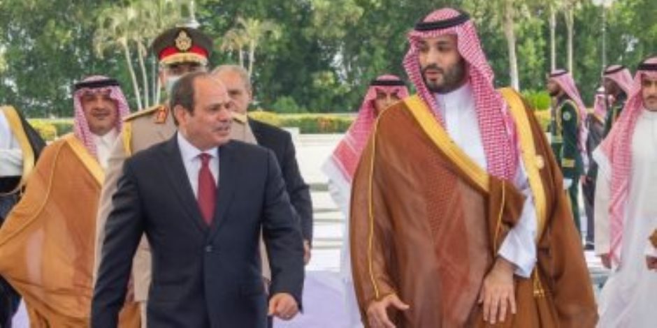 "بؤر الهوية" كيف تمثل العلاقة بين مصر والسعودية أساسا لتحقيق الاستقرار الإقليمي؟.. "العمق الاستراتيجي" أضفى أبعادا لدورهما تتجاوز "الإقليمية المحدودة"