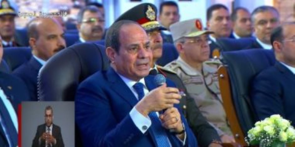 الرئيس السيسي لأهالى سيناء: "هنقول لكم متشكرين بالاهتمام والعمل