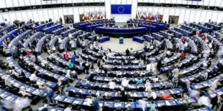 البرلمان الأوروبى يقرر حظر "تيك توك" على هواتف موظفيه
