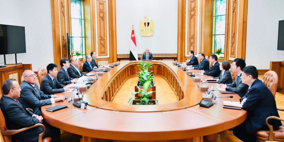 الرئيس السيسي يؤكد حرص مصر على توطيد التعاون مع الصين