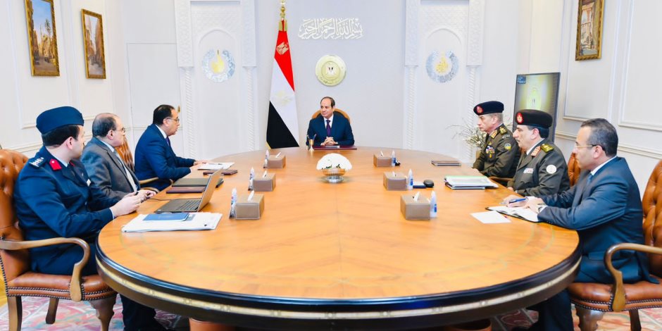 الرئيس السيسي يعقد اجتماعًا لمتابعة مشروع "مستقبل مصر" للإنتاج الزراعي