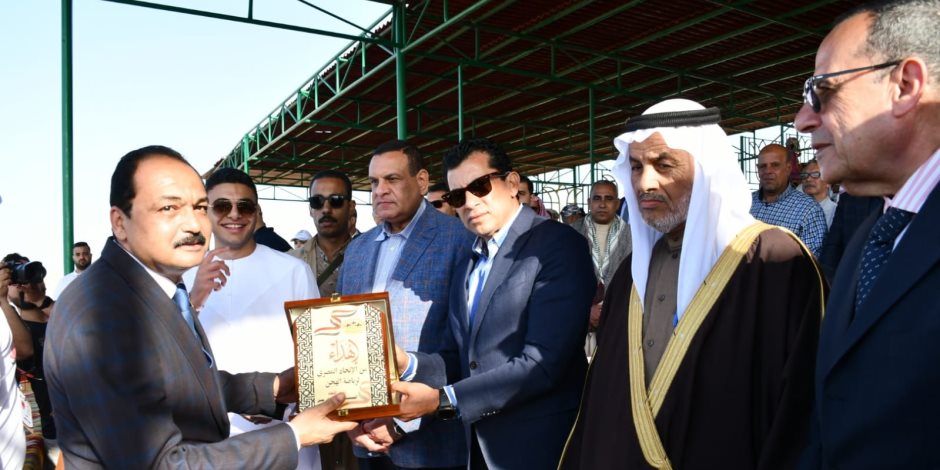  وزراء الشباب والتضامن والتنمية المحلية يشهدون ختام فعاليات مهرجان الهجن العربي بالعريش