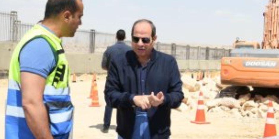 الرئيس السيسى يتفقد إنشاء عدد من الأسواق فى نطاق القاهرة (صور) الرئيس السيسى يتفقد إنشاء عدد من الأسواق فى نطاق القاهرة (صور)