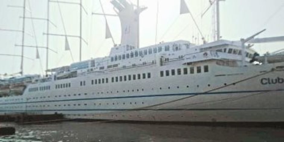 ميناء بورسعيد السياحى يستقبل CLUB MED2 أكبر السفن الشراعية بالعالم.. صور
