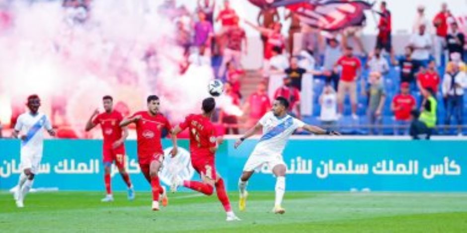 الهلال السعودي يُقصي الوداد المغربي ويتأهل لربع نهائى البطولة العربية.. فيديو