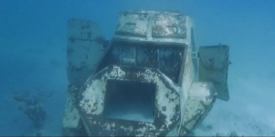التاريخ مع سحر البيئة البحرية.. تفاصيل إنشاء أول متحف حربي في أعماق البحر الأحمر 