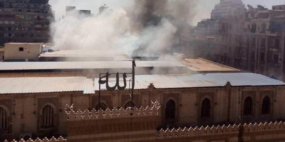 السيطرة على حريق داخل وزارة الأوقاف دون إصابات